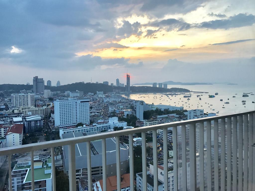 Base Central Pattaya By Alex Ngoại thất bức ảnh