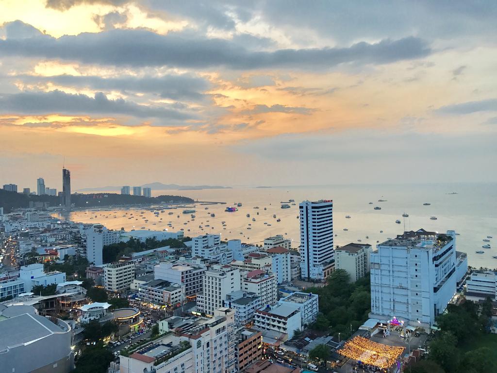 Base Central Pattaya By Alex Ngoại thất bức ảnh