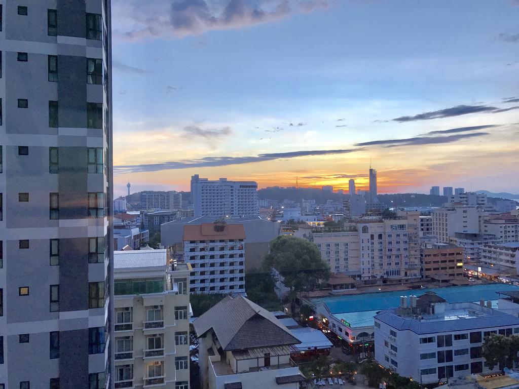 Base Central Pattaya By Alex Ngoại thất bức ảnh